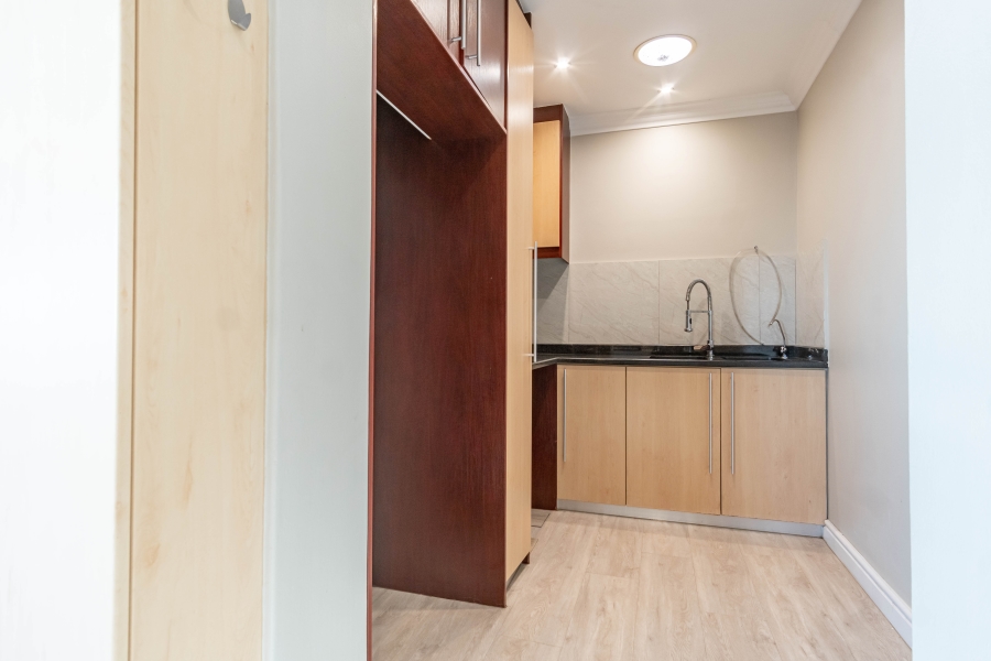 3 Bedroom Property for Sale in Van Riebeeckstrand Western Cape